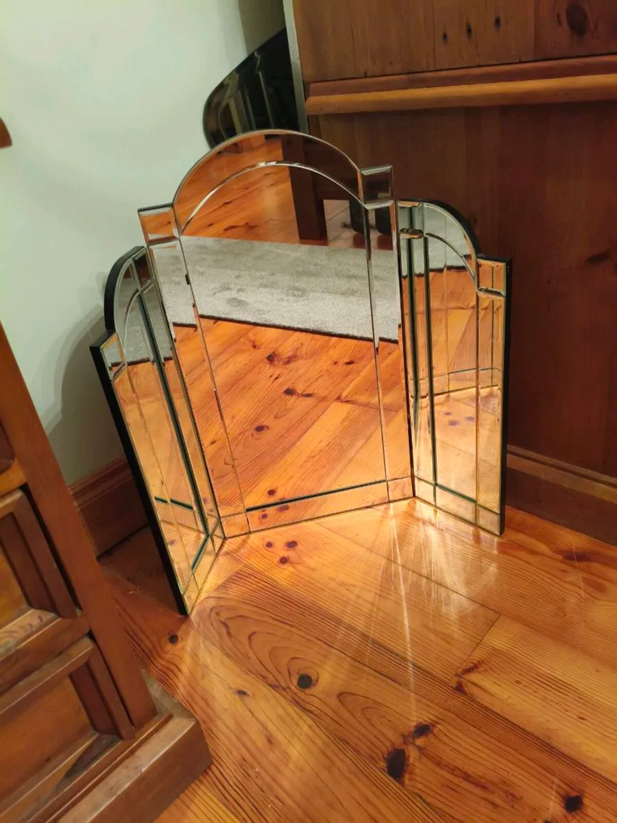 Mirror - Image 2