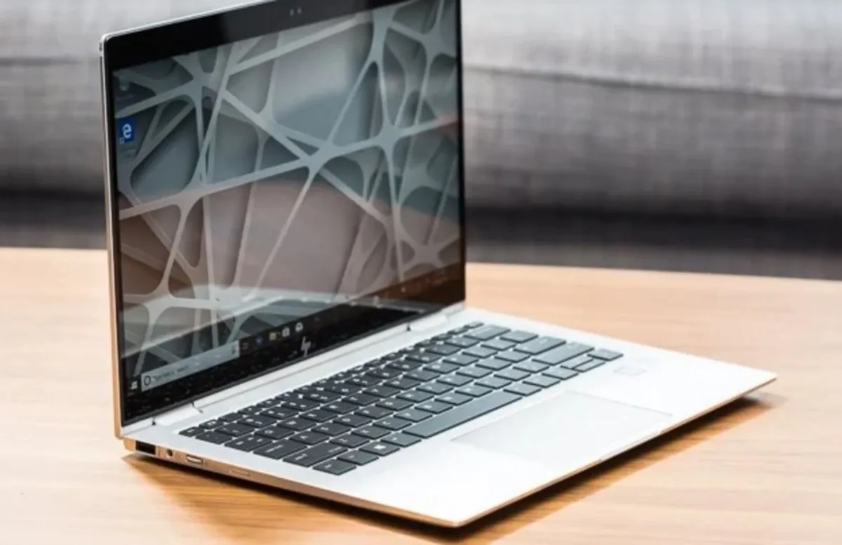 HP EliteBook x360 1030 G3 - Image 2