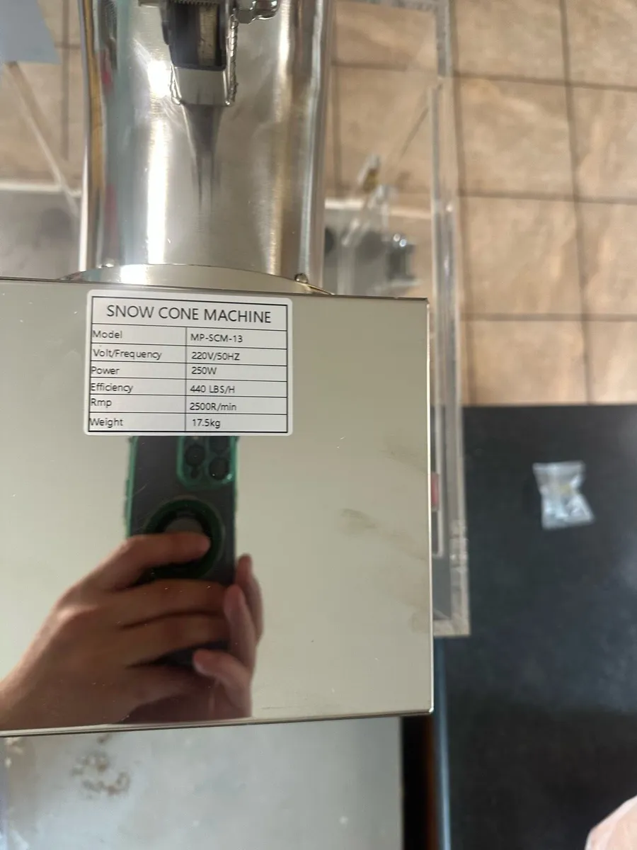 Brand New Snow Cone Machine - Image 3
