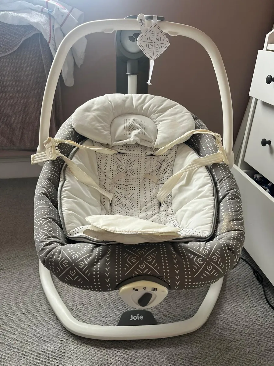 Joie rocking system - Image 1