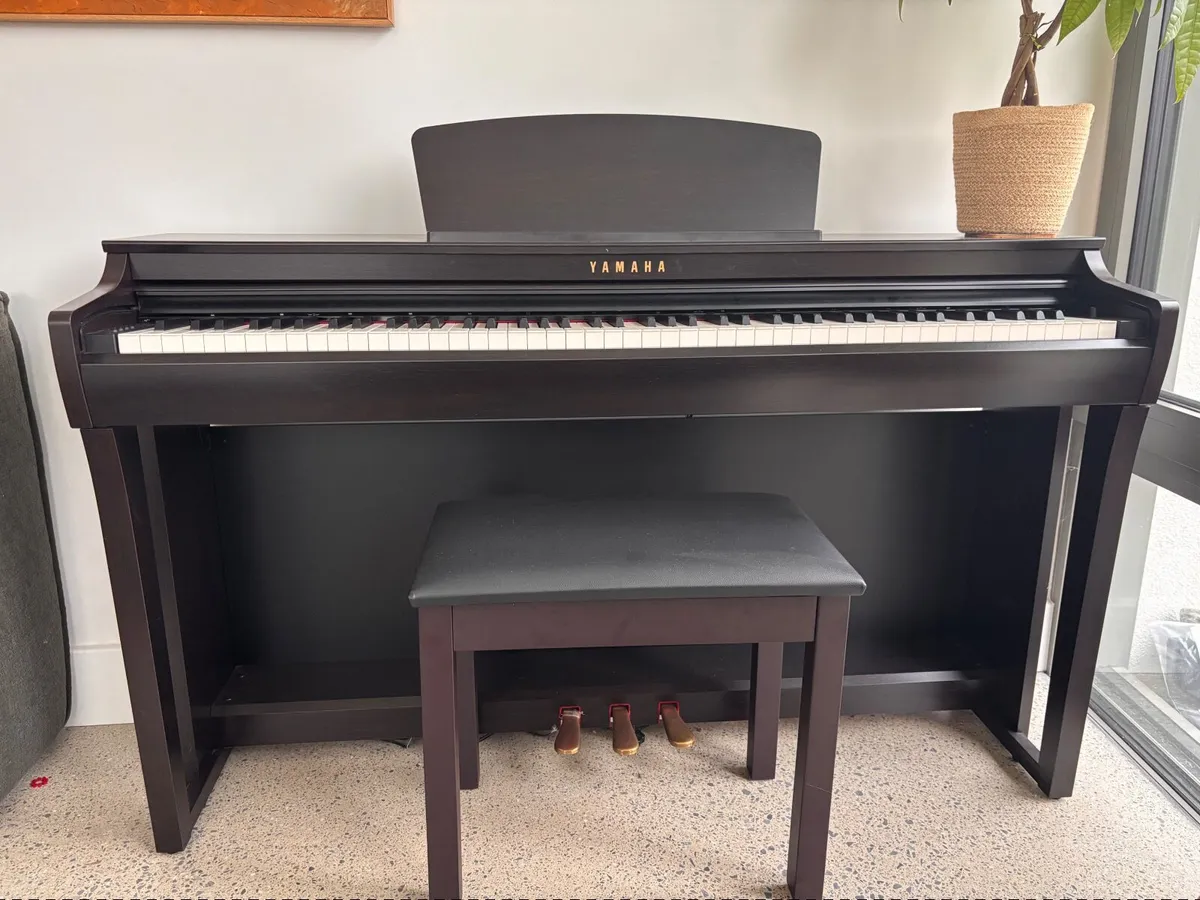 Digital Piano - Image 4