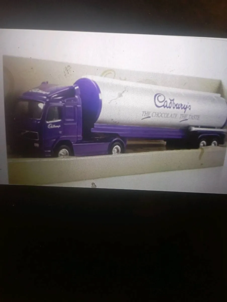 CORGI 1-64 SCALE   VOLVO  CADBURY'S TANKER TRUCK - Image 1