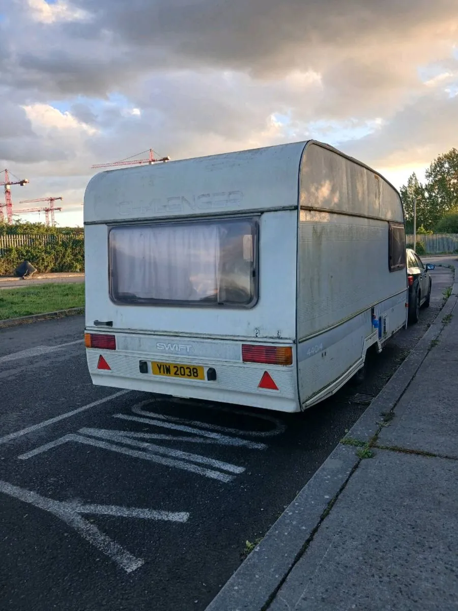 Caravan - Image 4