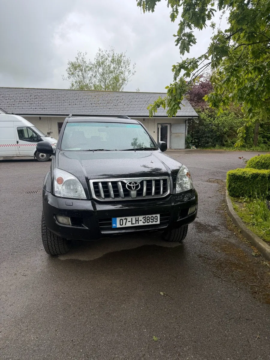 LandCruiser Crewcab 333 Tax - Image 1