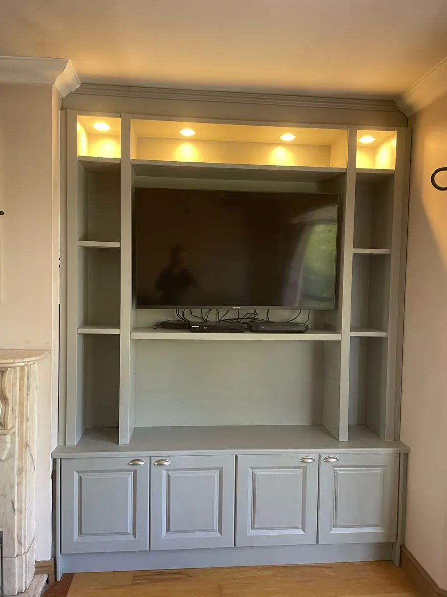 Tv unit - Image 1