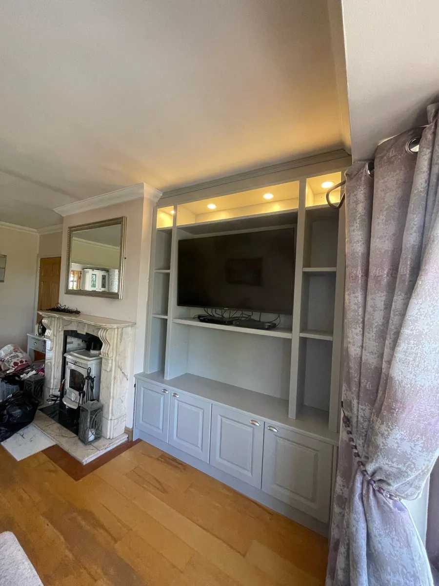 Tv unit - Image 2