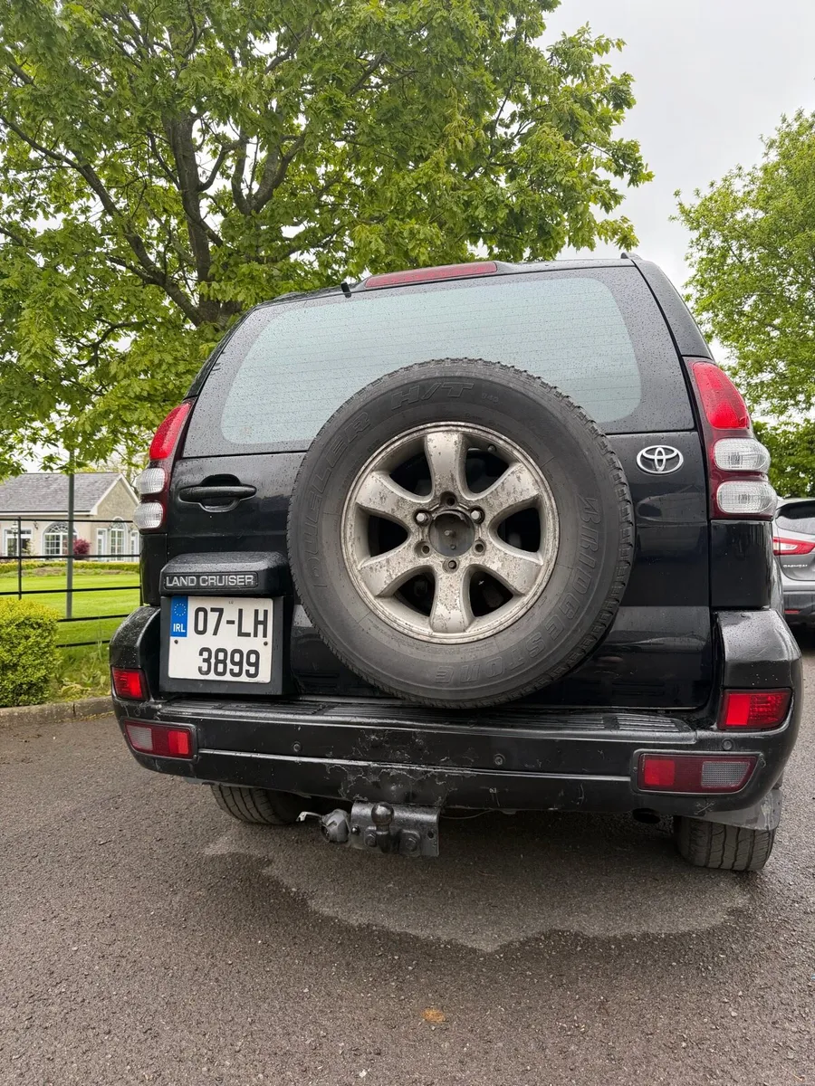 LandCruiser Crewcab 333 Tax - Image 3