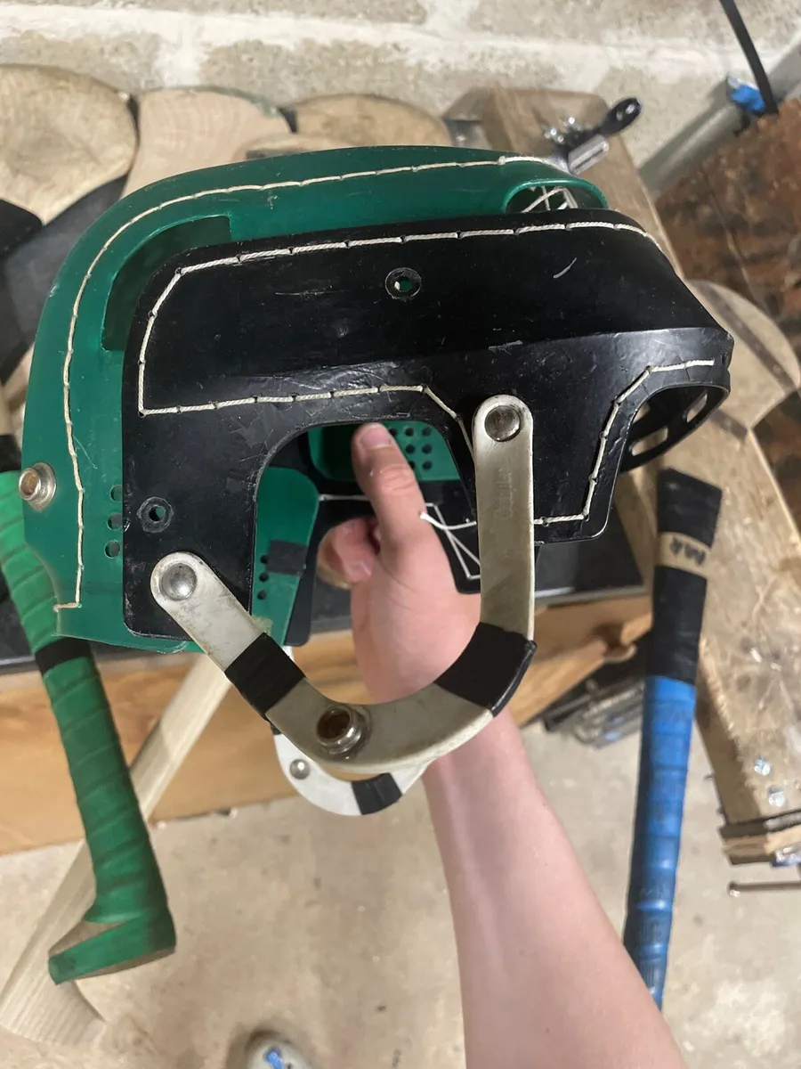 Hurls helmets guards - Image 2