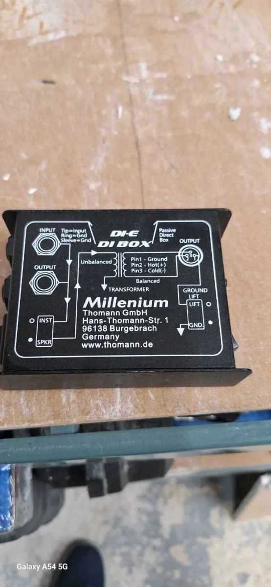 Two di boxes - Image 1