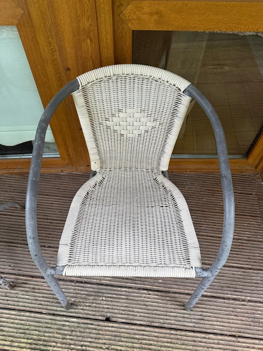 Garden Table and Chairs - Image 2