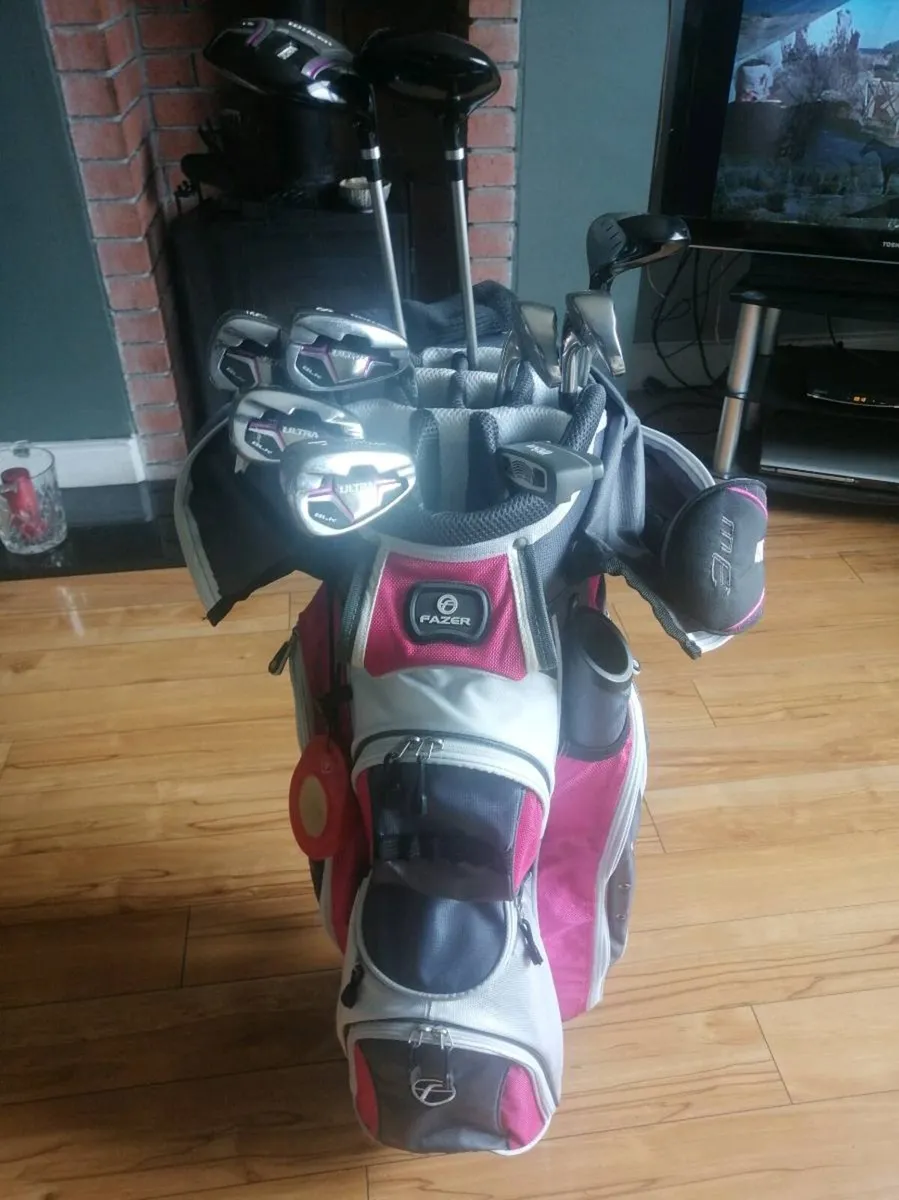 Ladies Wilson Golf clubs and Fazar Bag - Image 1