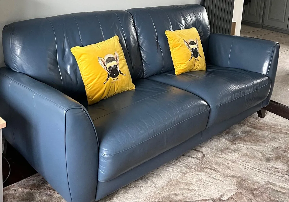 Three Seater Leather Couch - Image 2