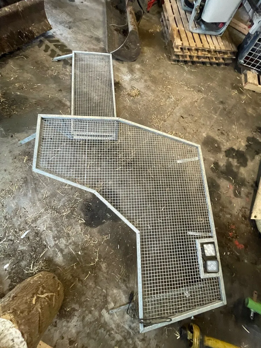 Hedgecutter cage - Image 4