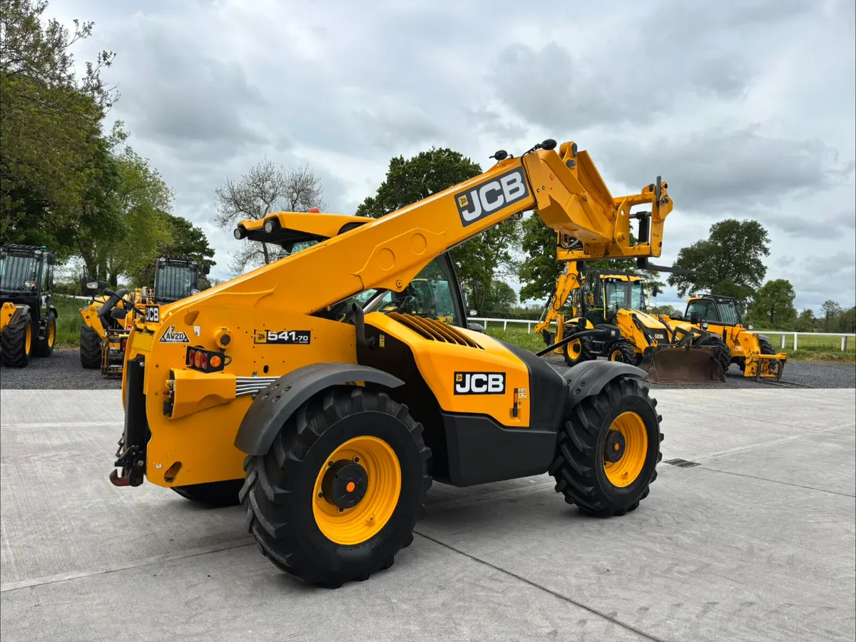 2019 JCB 541-70   AGRI SUPER - Image 3