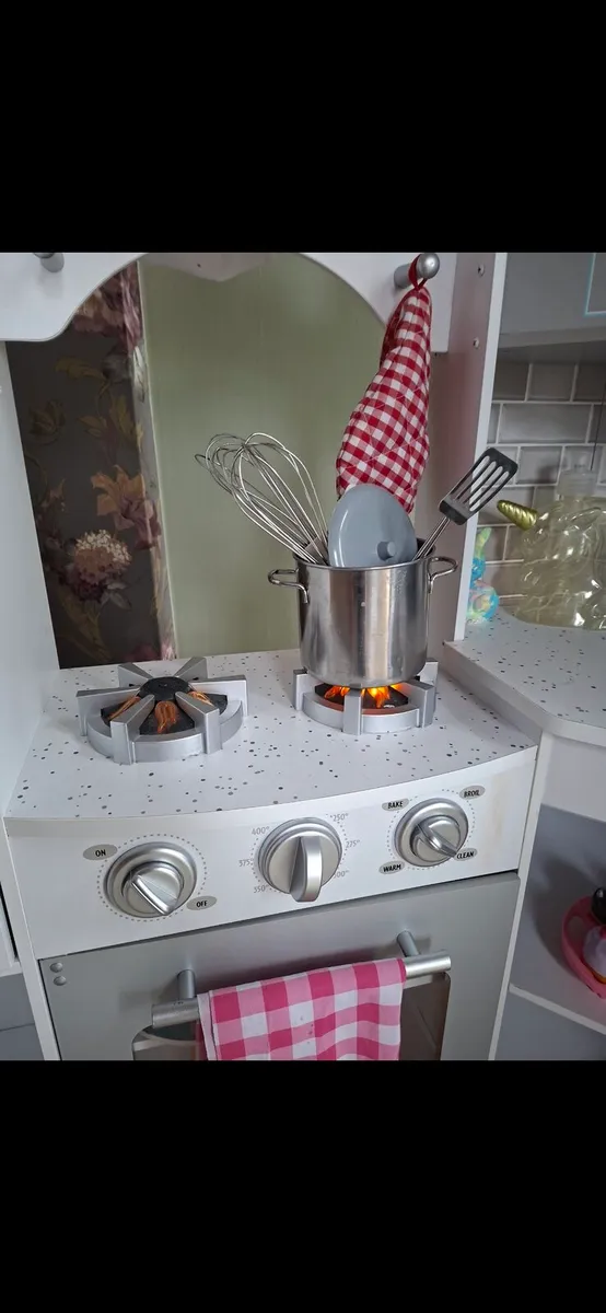 Kids kitchen - Image 4
