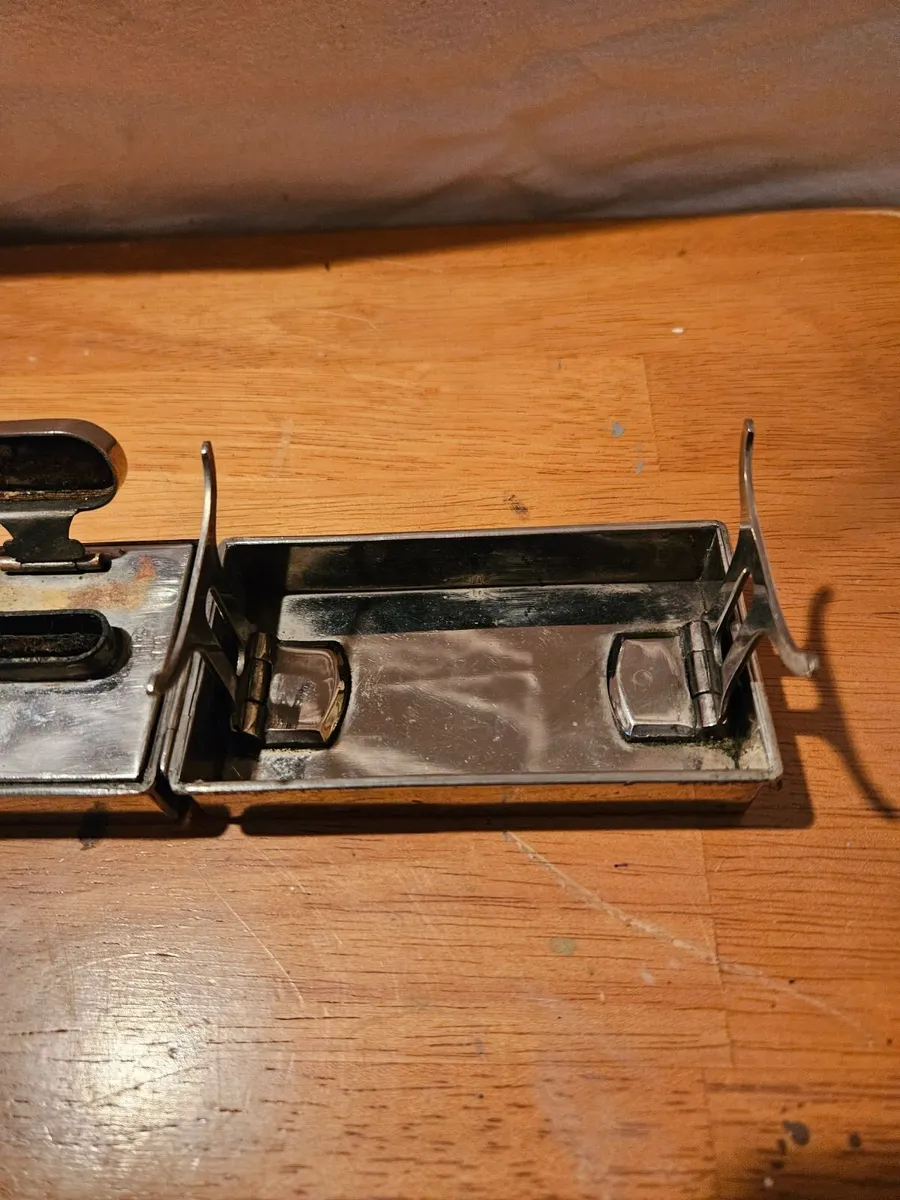 Vintage French Army Steriliser - Image 4