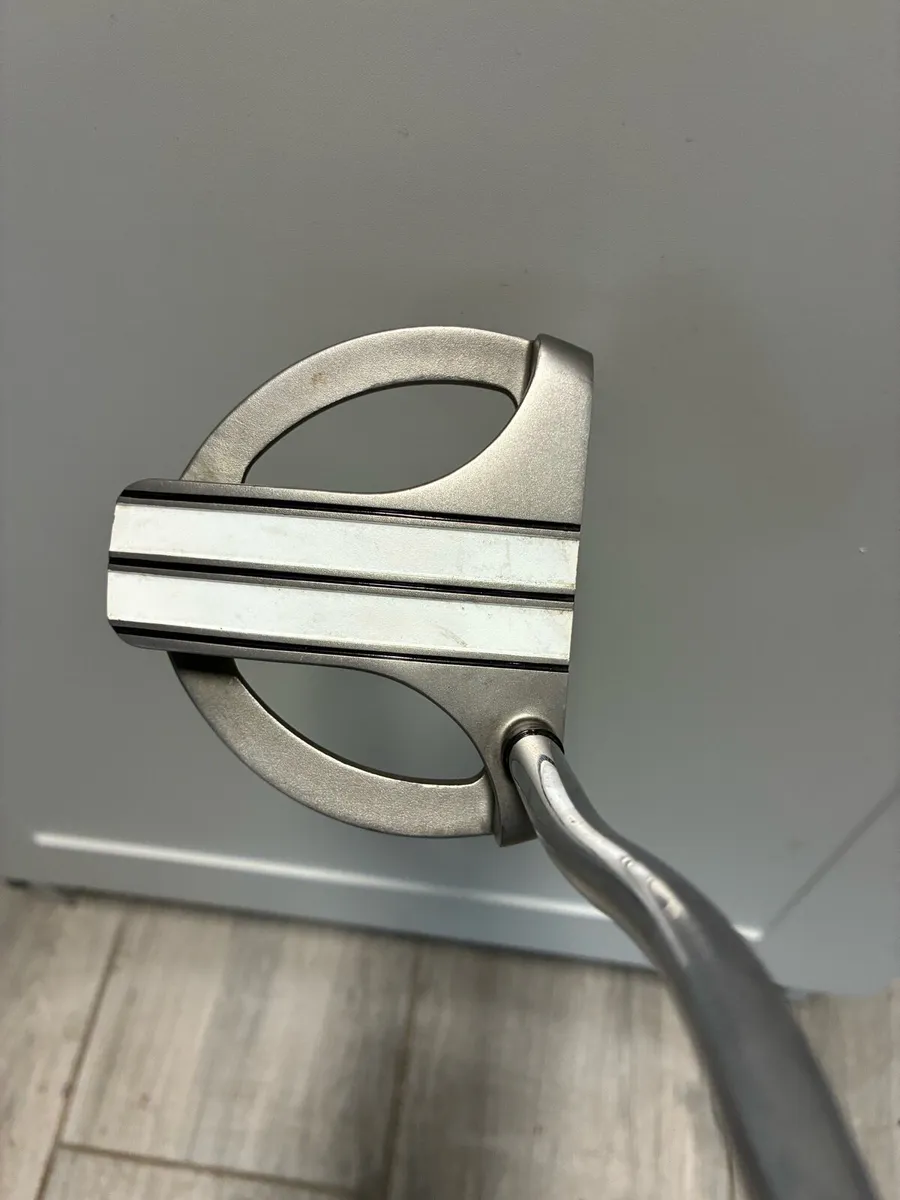 LH Odyssey Putter - Image 2