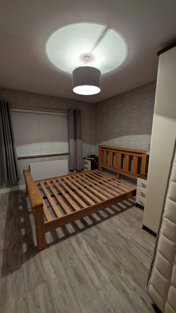 King size Oak Bed frame - Image 4