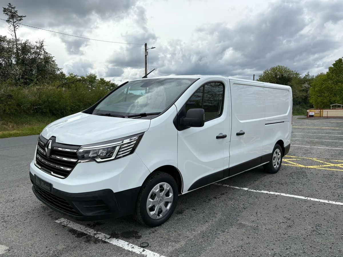 2023 (232) RENAULT TRAFIC 2.0 130BHP - Image 4