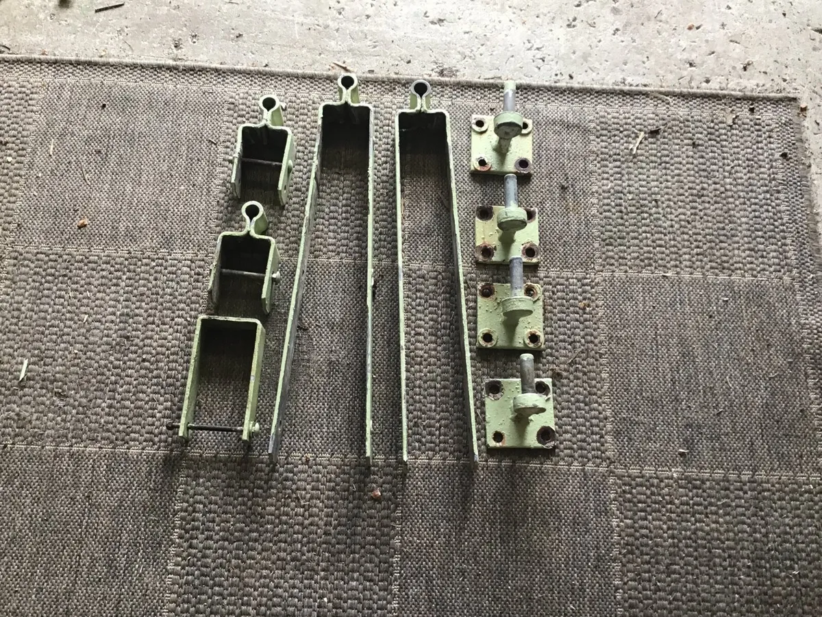 Heavy duty timber gate ironmongery sets - Image 1