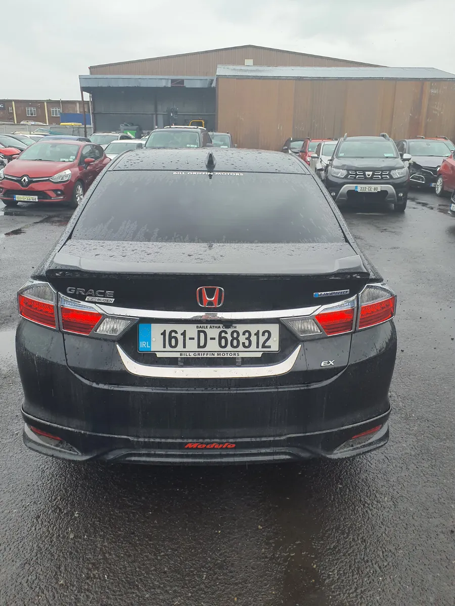 Honda Grace 1.5 hybrid 2016 - Image 1