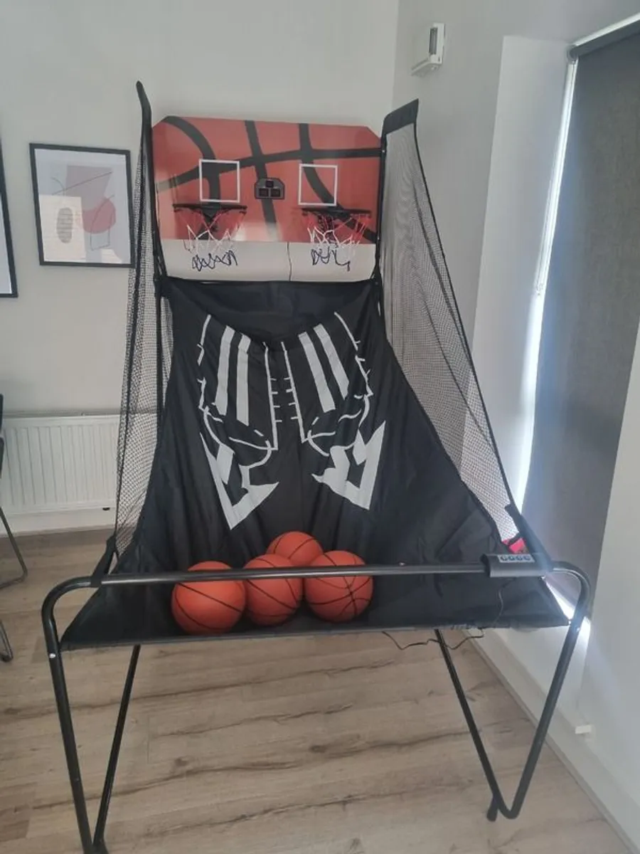 Basketball hoop game - Image 1