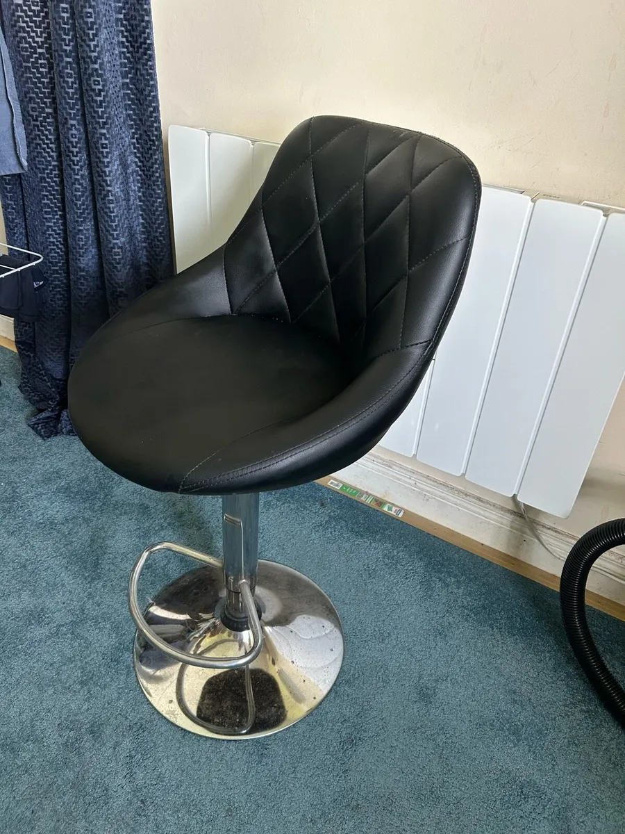 Breakfast Stool - Image 1