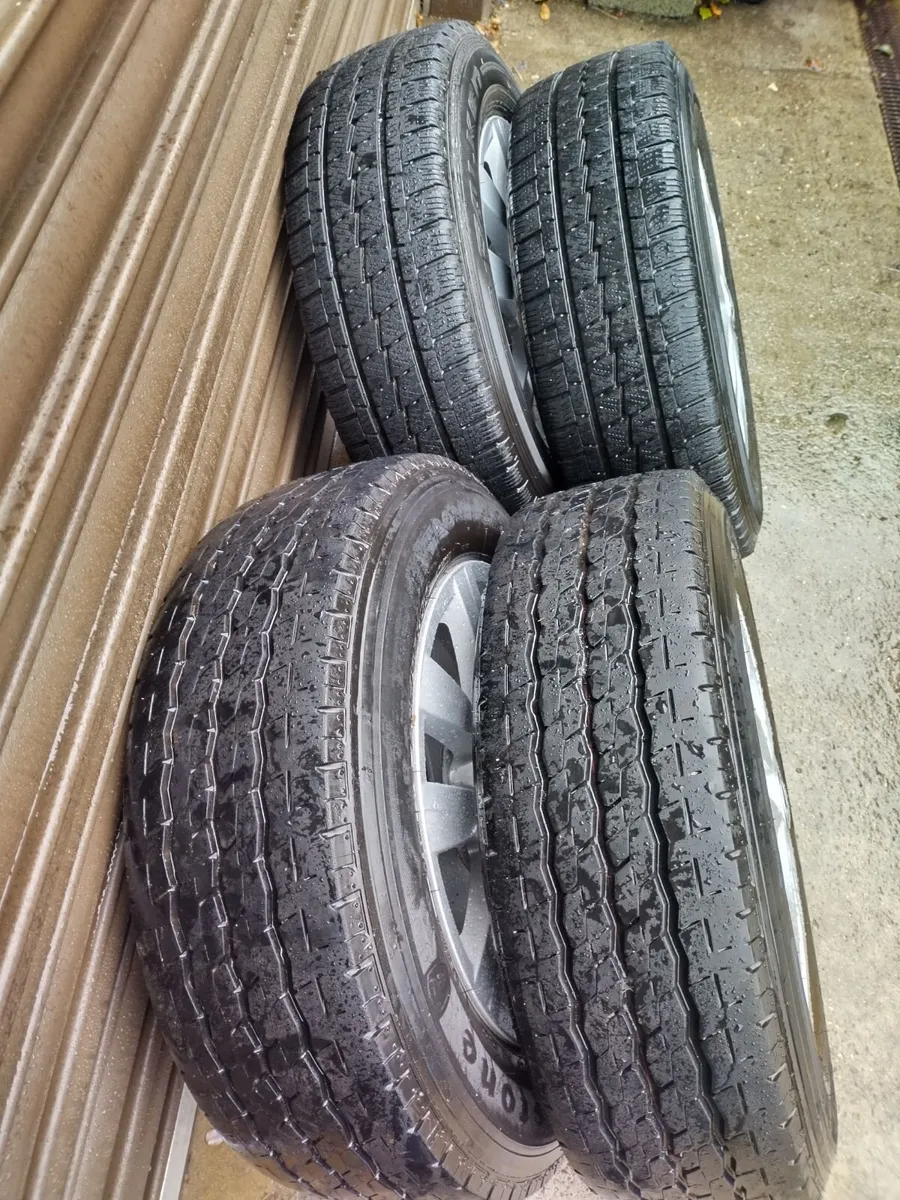 VW T6.1,T6,T5Trans Genuine 16" Alloys - Image 3