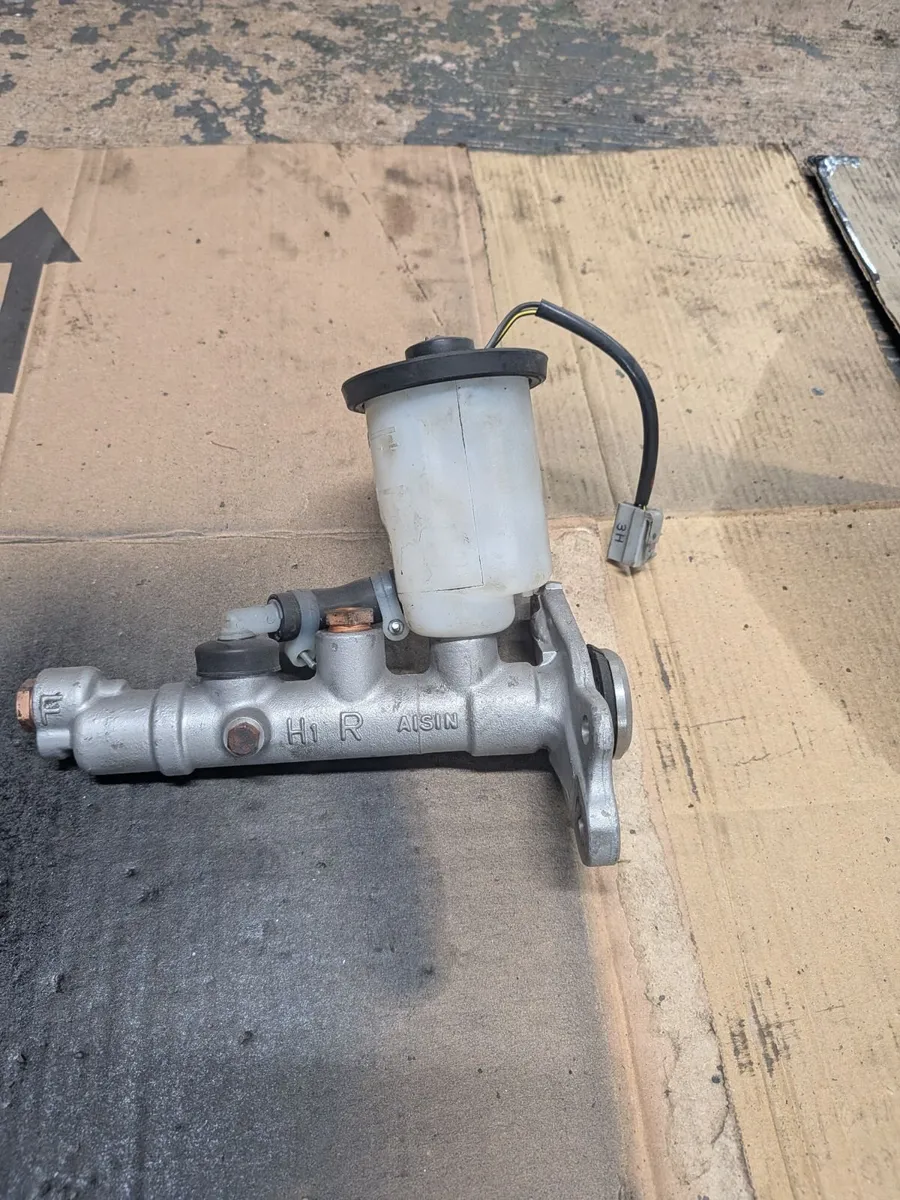 Car parts - Image 2
