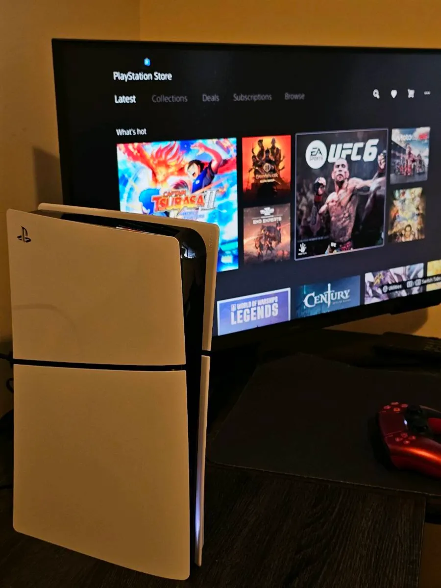 PS5 Slim Disc Edition 1TB - Image 1