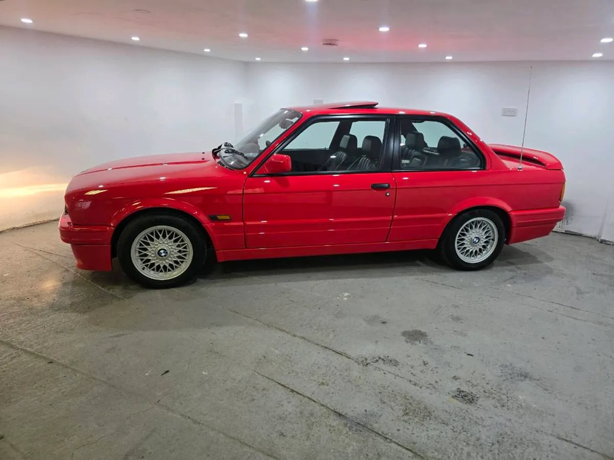 Bmw 325i Sport m3 m5 ae86 cosworth chaser x5 evo - Image 3