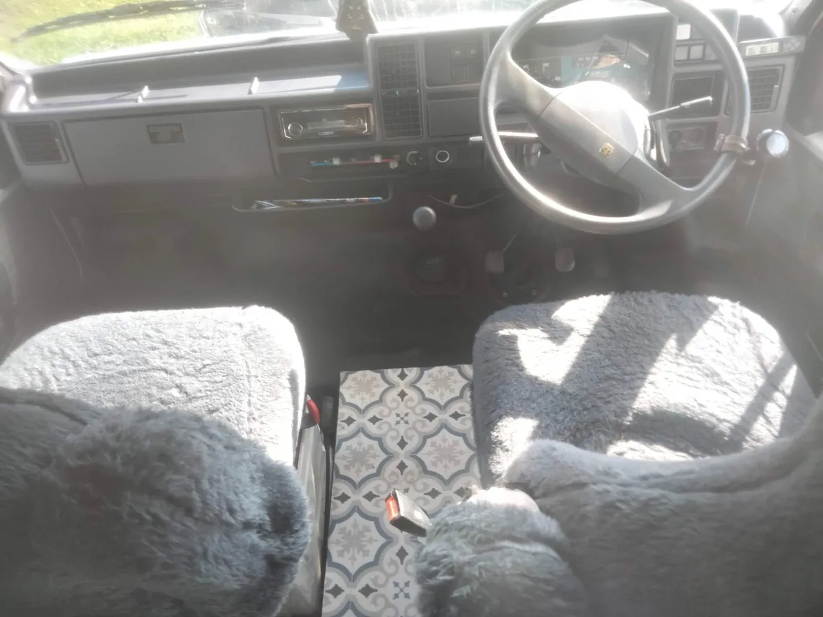 Campervan - Image 3