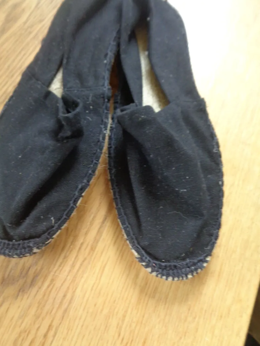 Ladies Black Canvas Shoes for Sale - Image 3