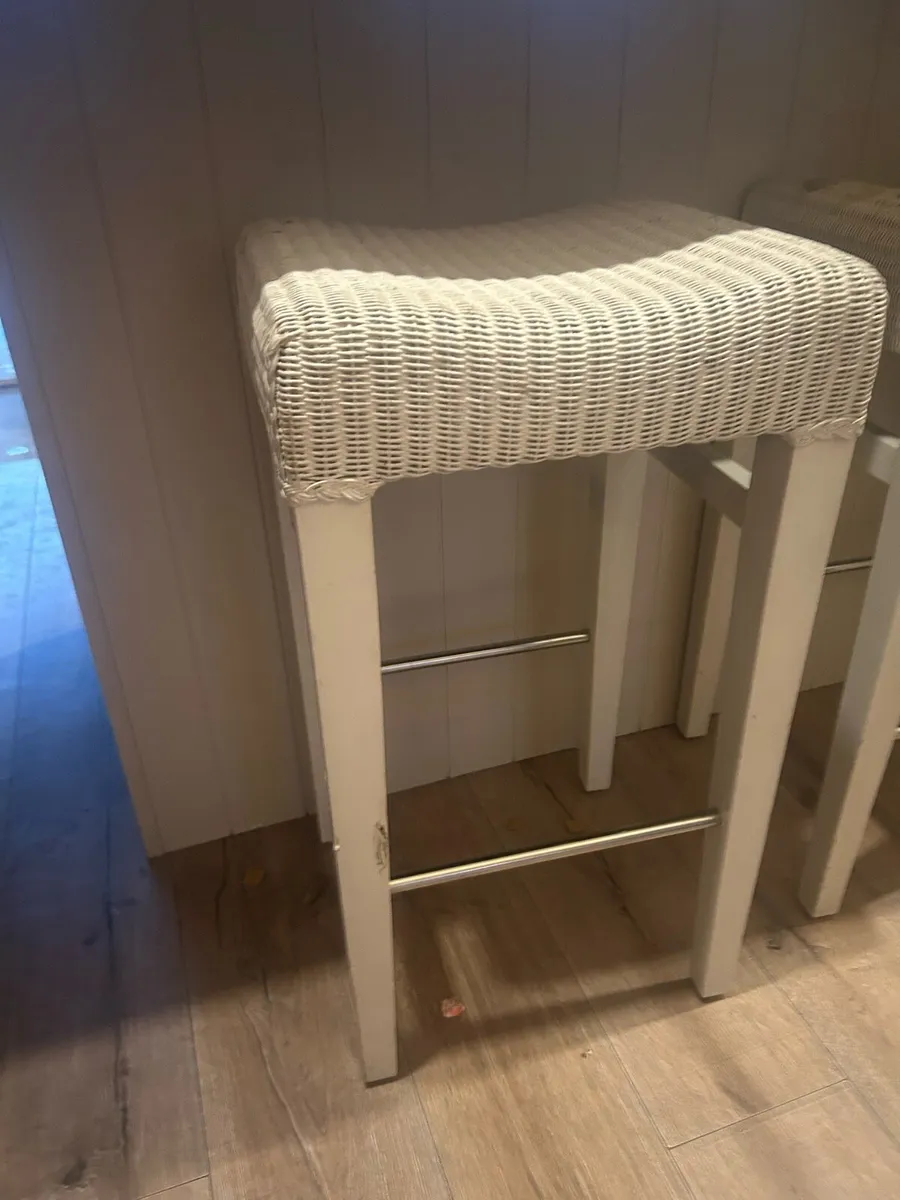 Island chairs - Image 3