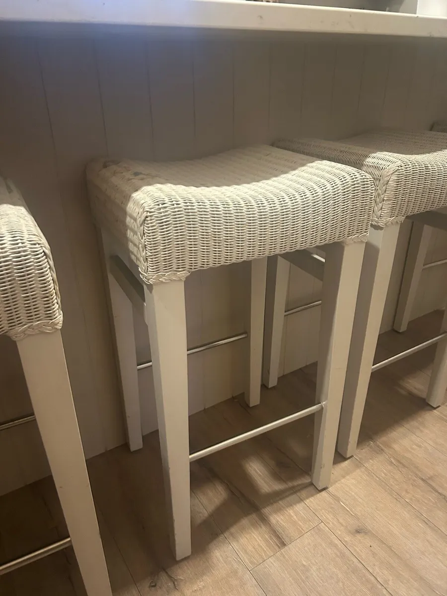 Island chairs - Image 4