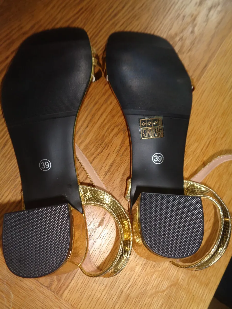 Ladies Gold Sandals for Sale - Image 4