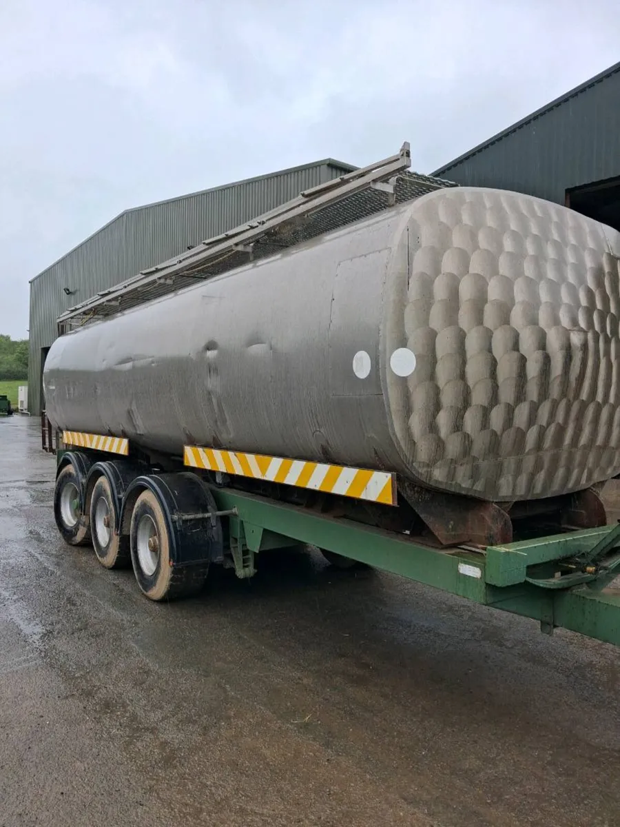 Water Bowser For Sale - Image 2