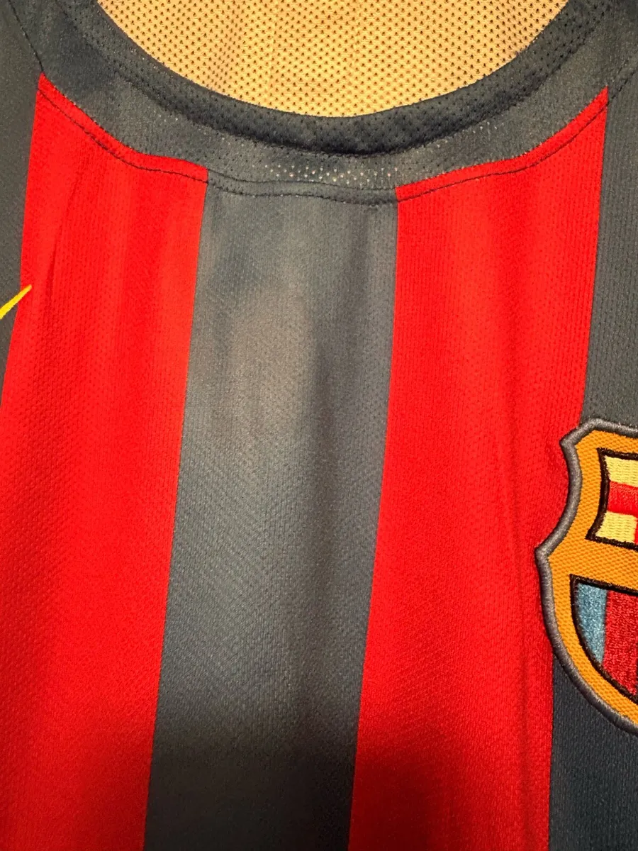 2006 Ronaldinho Barcelona Champions League Replica - Image 4