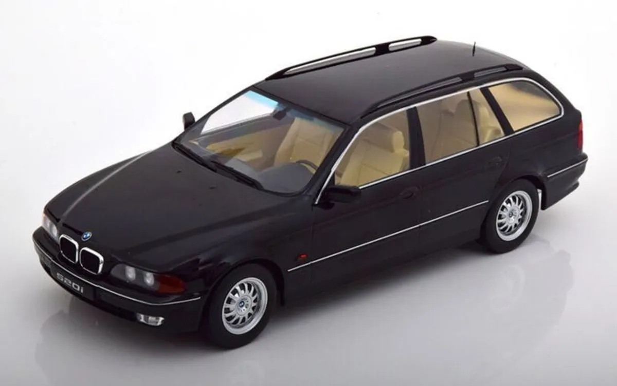 BMW 520i e39 Touring 1997 - 1/18 - New In Box - Image 2