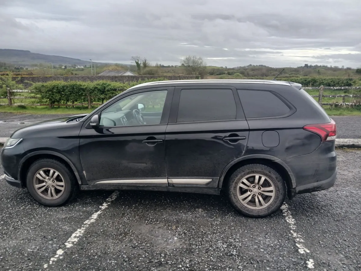 Mitsubishi Outlander 2016 4wd new 12 month test - Image 1