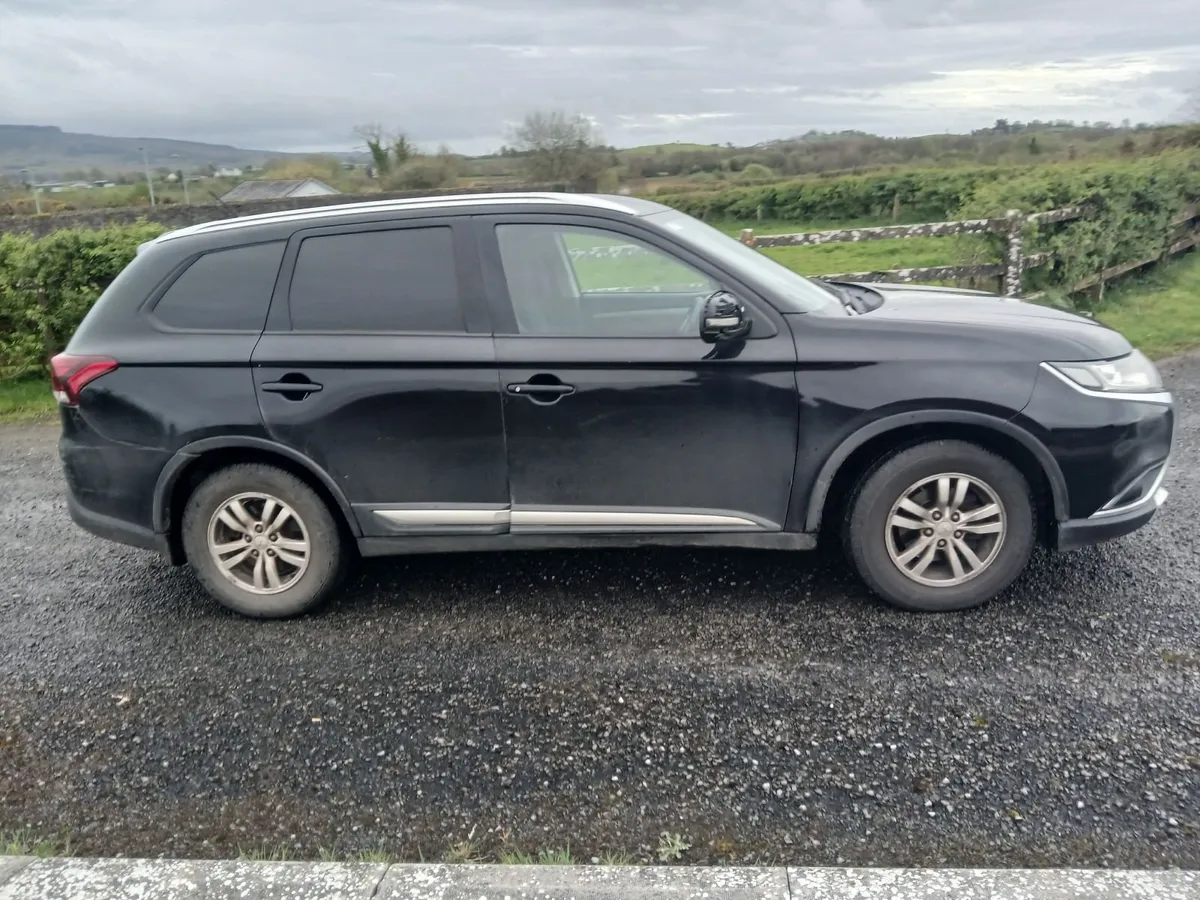 Mitsubishi Outlander 2016 4wd new 12 month test - Image 2