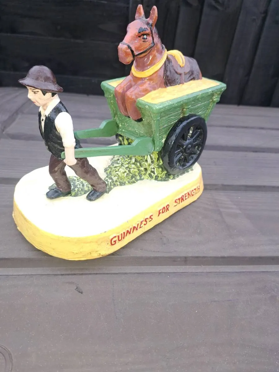 Guinness  horse  and cart ornament - Image 2