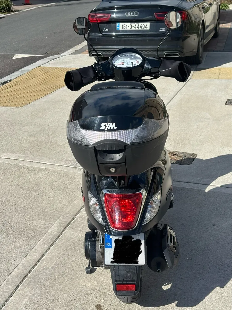 Scooter SYM Fiddle 3 125cc 2022 less 5000km - Image 2
