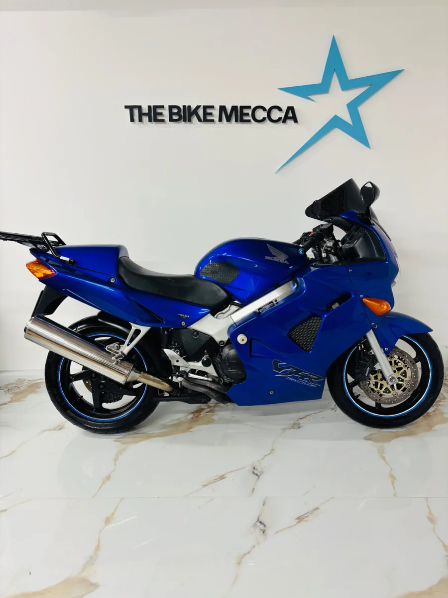Honda vfr800 - Image 1