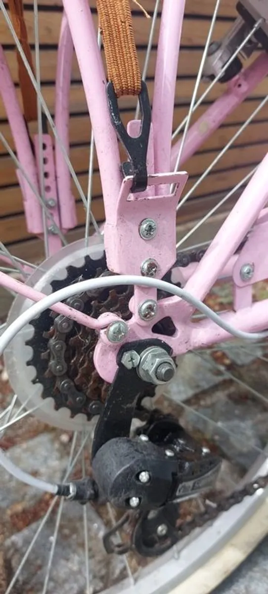 Girls PInk Bike - Image 4
