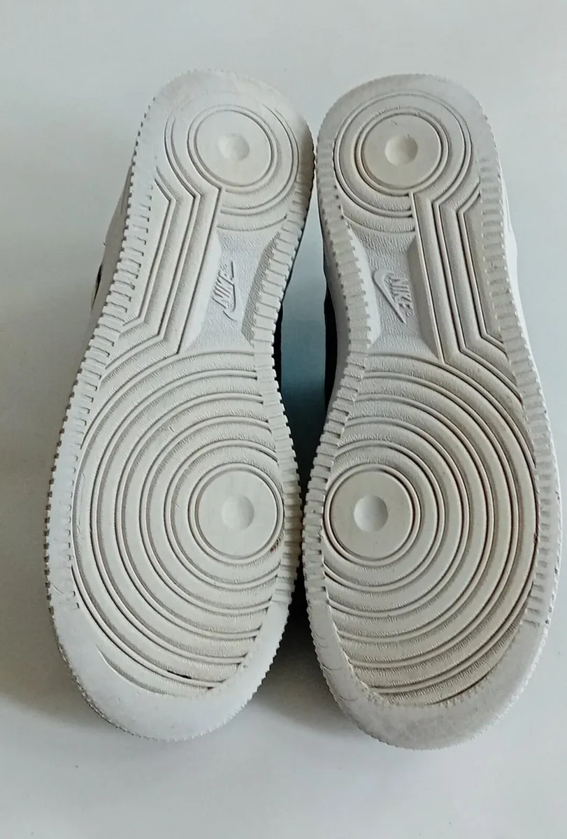Nike Trainers - Image 4