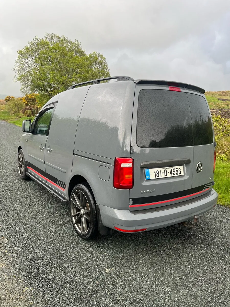 Caddy Van - Image 4