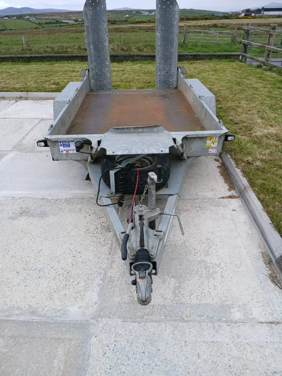 Plant trailer - Image 1
