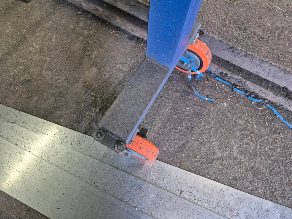 Sheet metal folder - Image 4