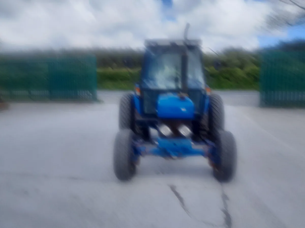 Ford New Holland 5030 Used (18161) - Image 2